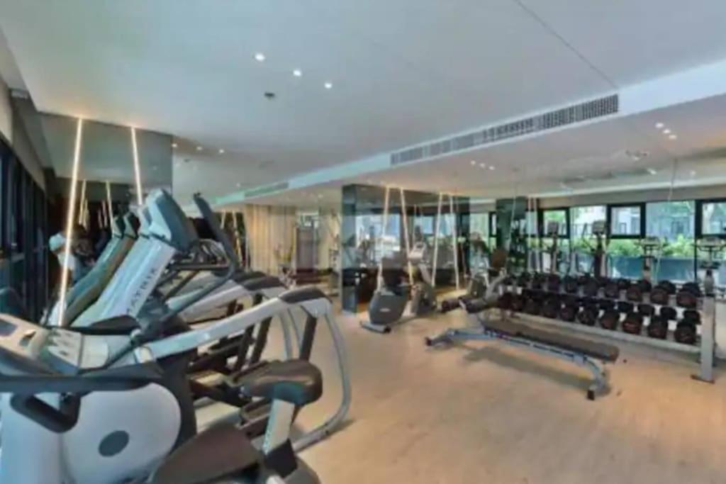 The Base Central Pattaya Quiet King-Bed With Infinity Pool & Free Netflix Εξωτερικό φωτογραφία