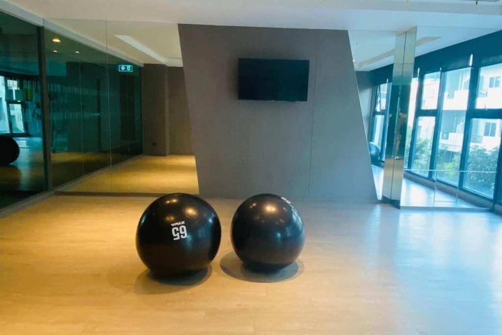 The Base Central Pattaya Quiet King-Bed With Infinity Pool & Free Netflix Εξωτερικό φωτογραφία